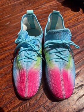Wanted Women's Gradient Knit Sneakers in Blue, Pink & Green